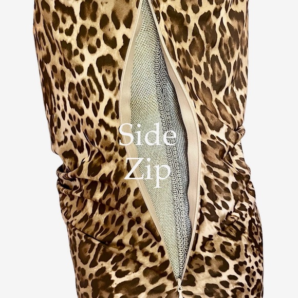 🔥WAYF Leopard woman’s Dress-Small-long sleeves Stretch With Ruched Waist NWOT - Picture 6 of 9